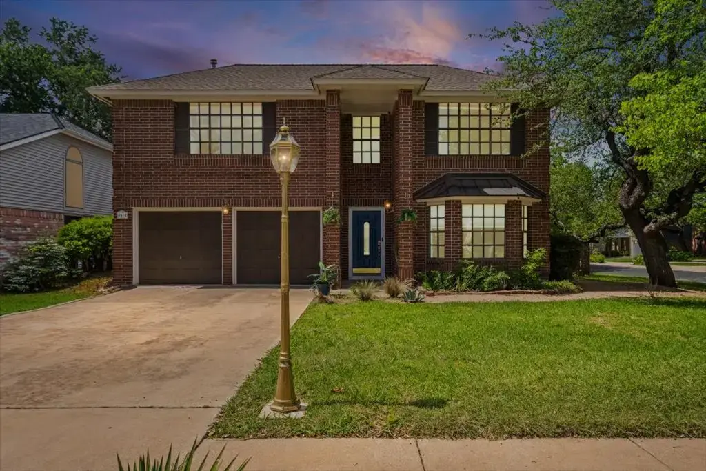 8408 Glen Canyon Drive, Round Rock