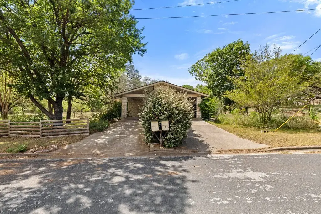 1701 Stanley Avenue, Austin