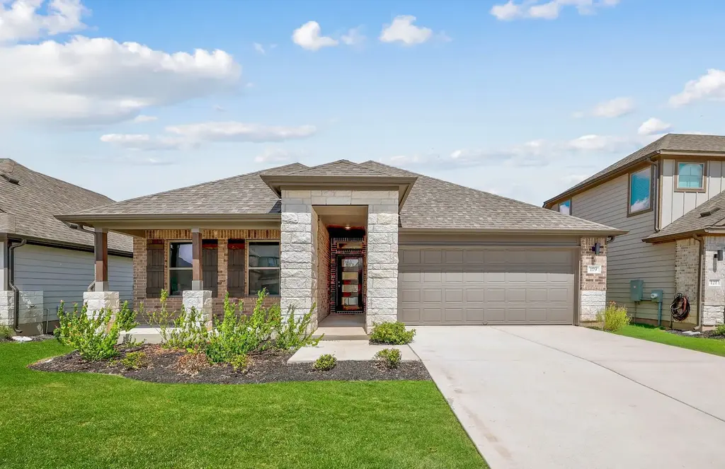 119 Malibu, Hutto