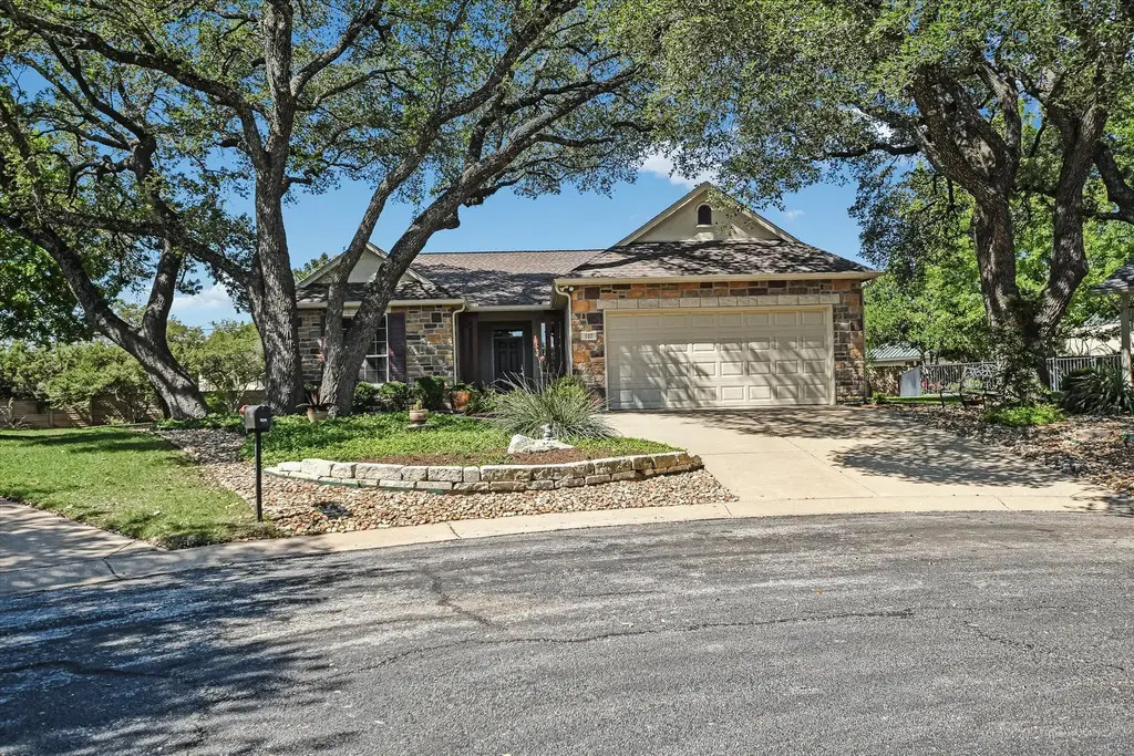 107 Columbine Court, Georgetown