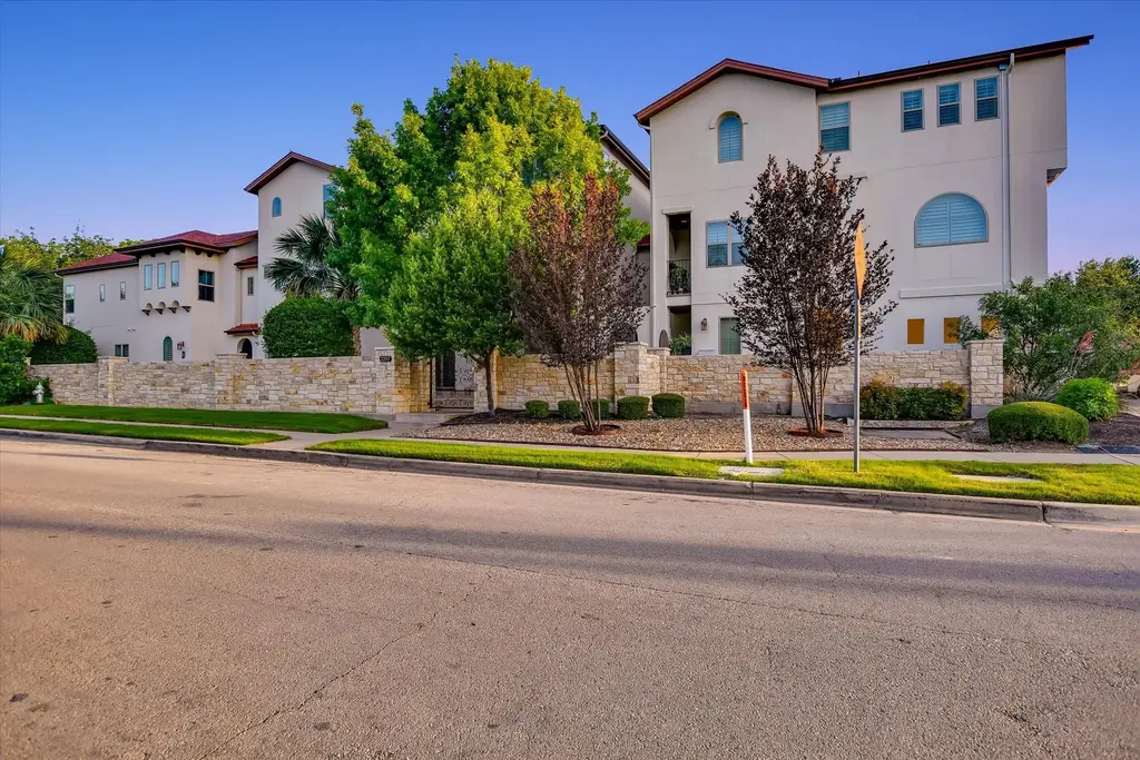 2207 Pasadena Drive 1, Austin
