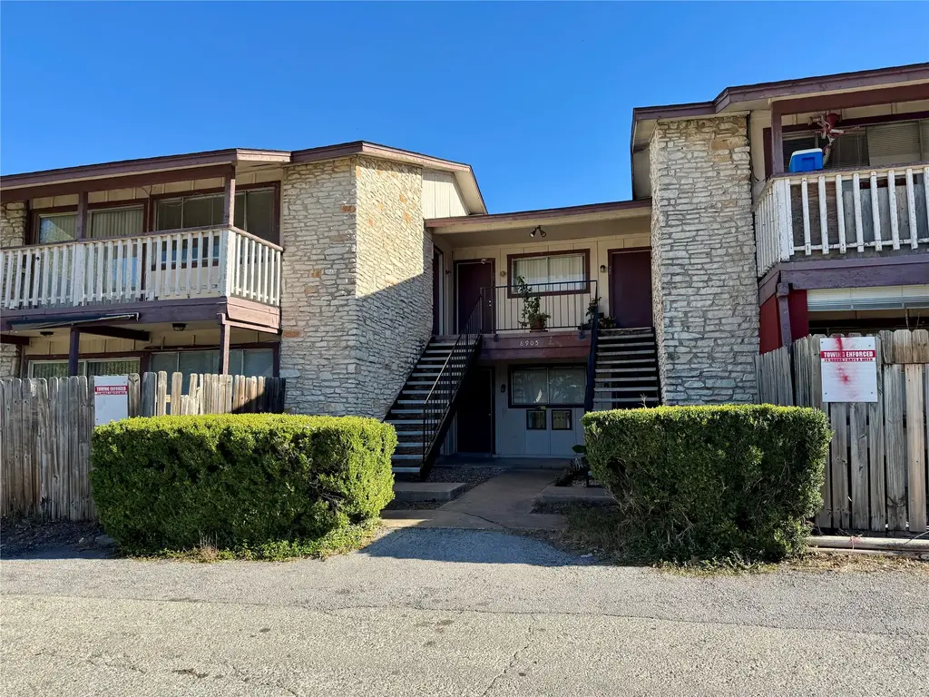 8905 Parkfield Drive 203, Austin