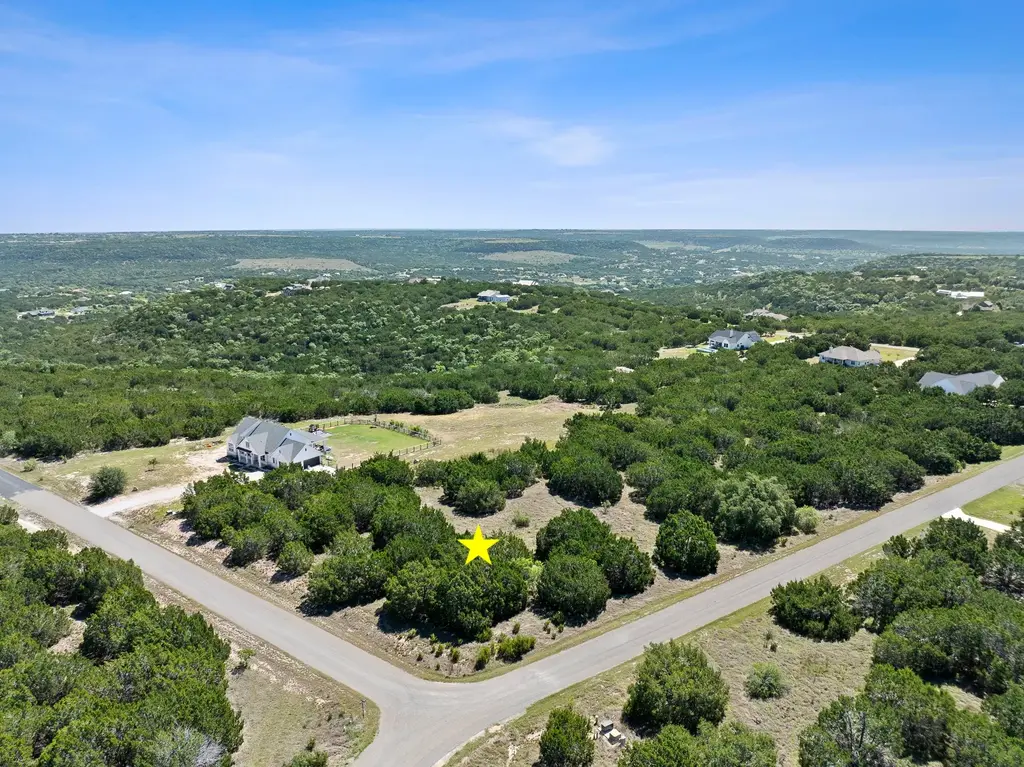 2409 Whitewater Drive, Bertram