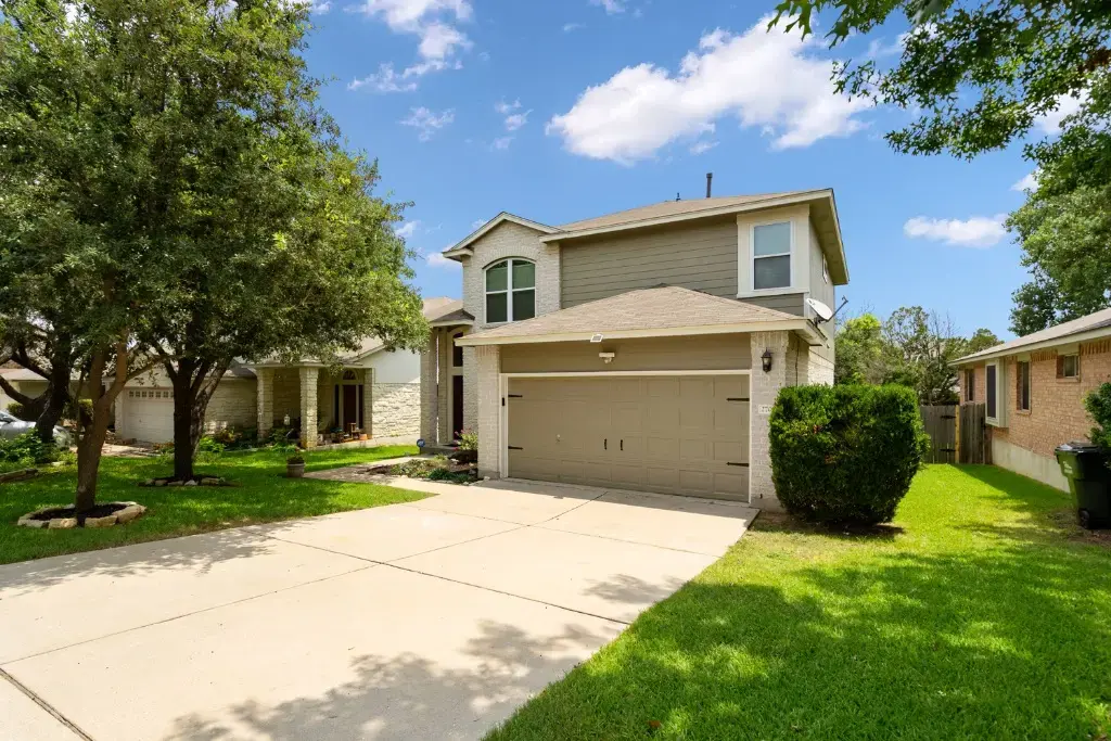 2704 Greenlee Drive, Leander