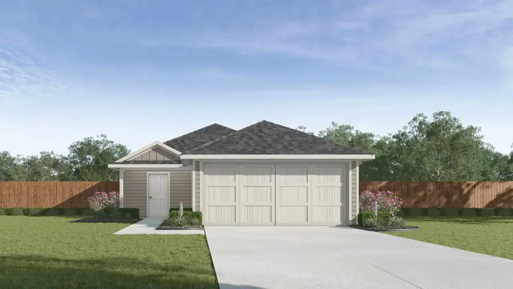 241 Howard Drive, Maxwell