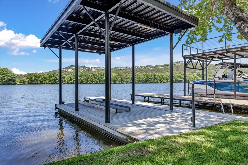 1758 Channel Road, Austin