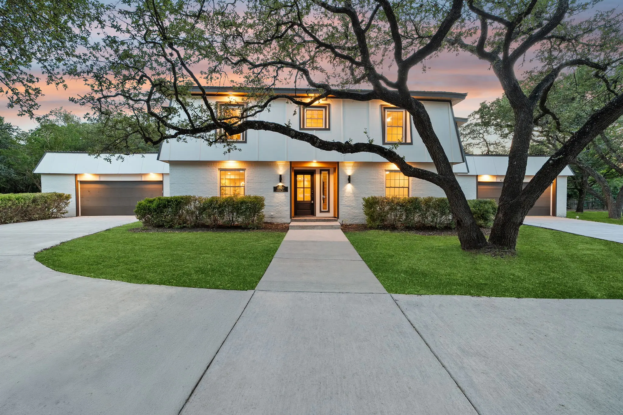 Photo of Listing #3986582