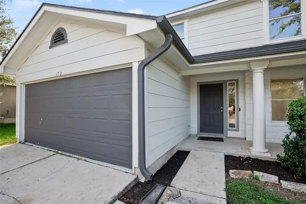 172 Discovery, Kyle