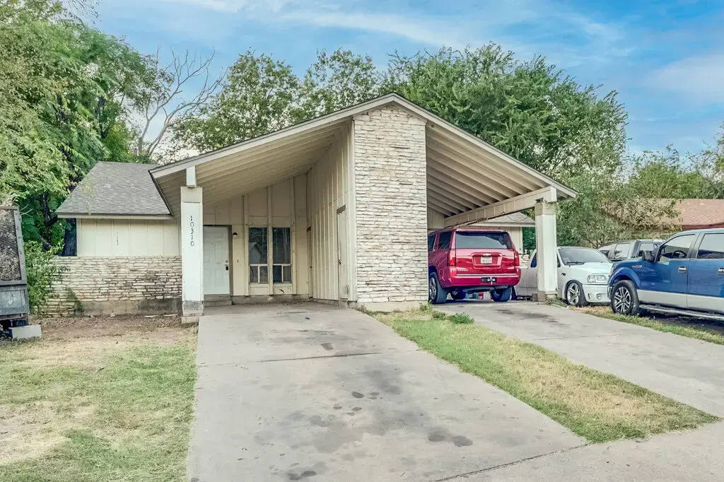 10310 Little Pebble Drive B, Austin