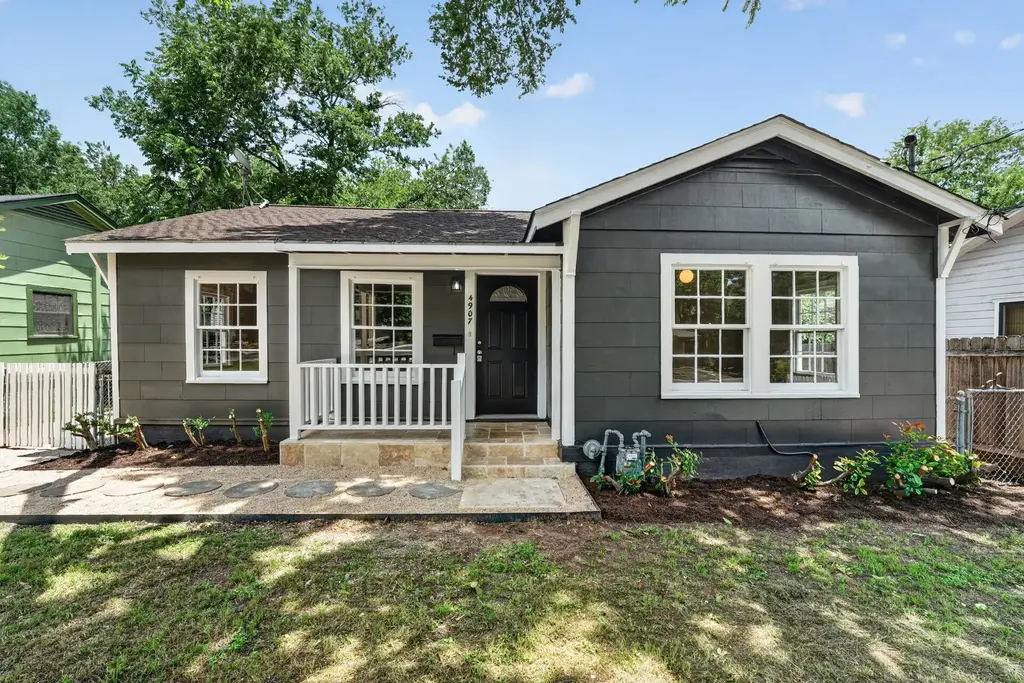 4907 Duval Street, Austin