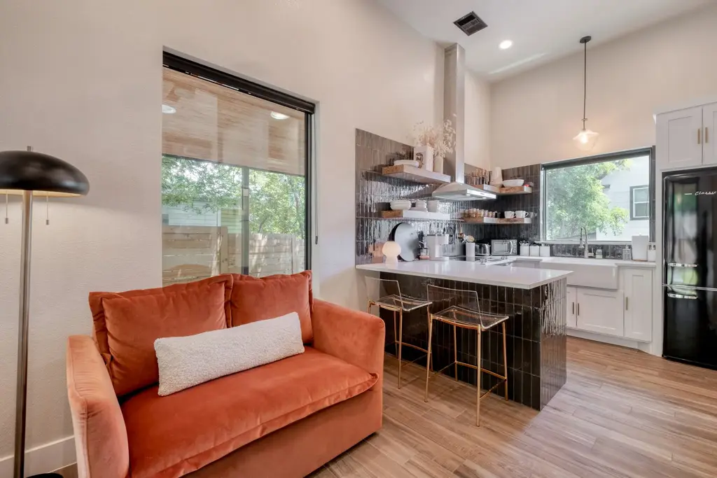 1904 E 16th Street 2, Austin