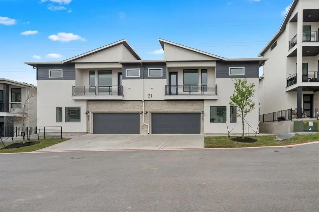 2050 Lohmans Spur Road 2102, Lakeway