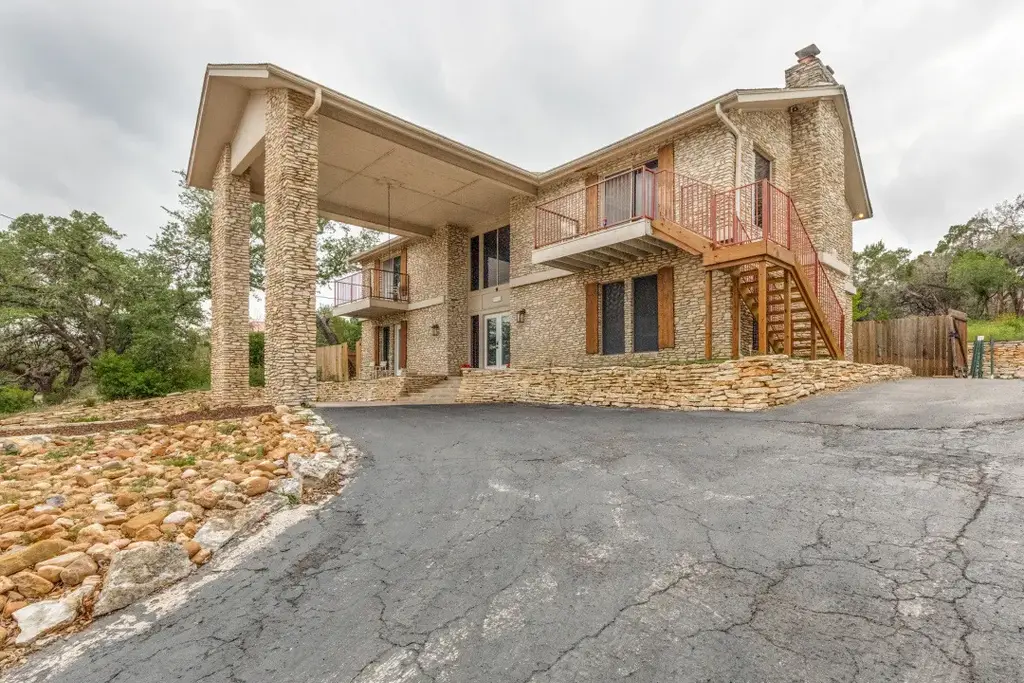 13207 Mansfield Drive, Austin