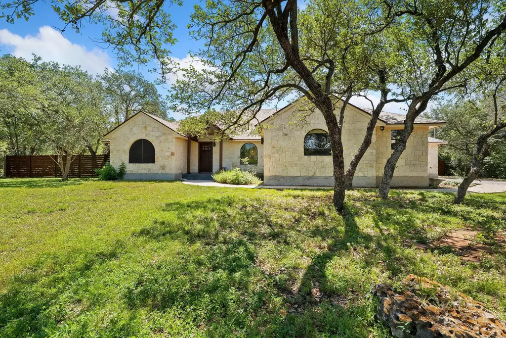 105 N Laurelwood Drive, Austin