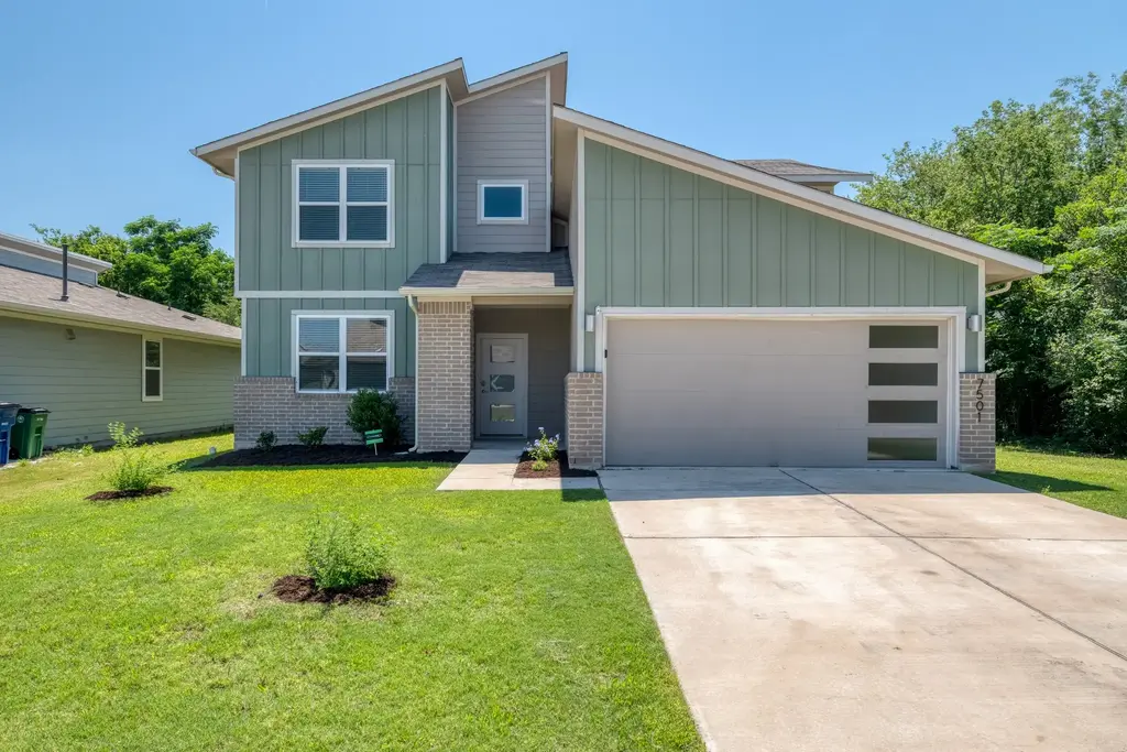 7501 Smallwood Drive, Austin