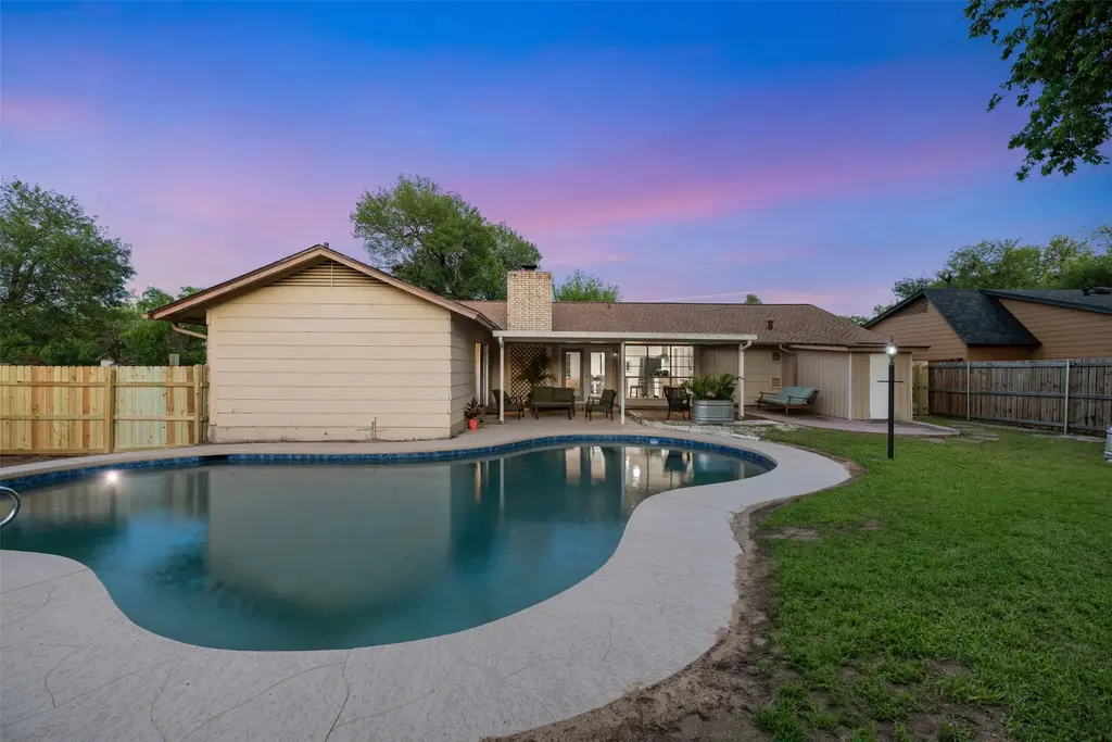 9910 Faylin Drive, Austin