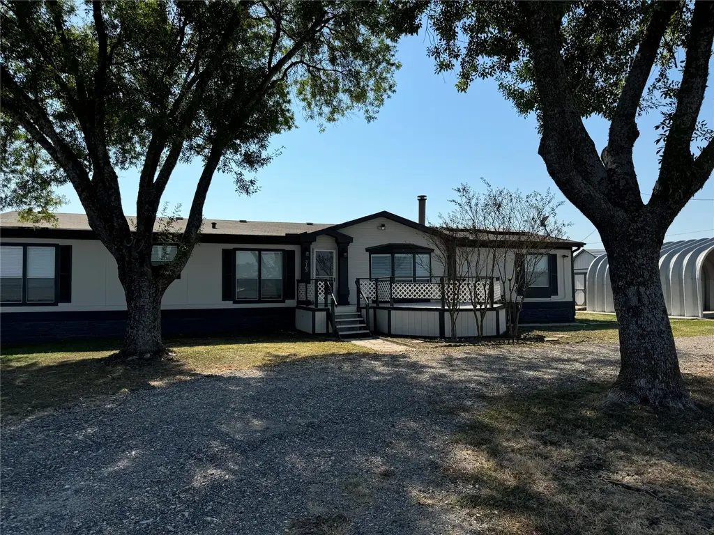 3163 Fm 1966, Maxwell