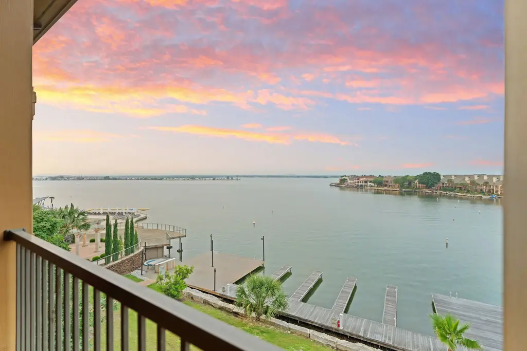 98 Island Drive 34, Horseshoe Bay