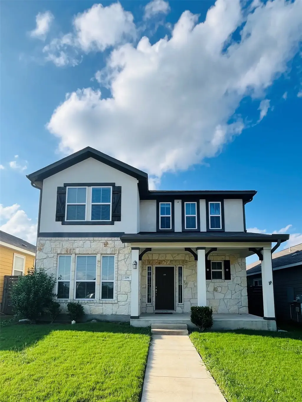 708 Coconut Grove Street, Pflugerville