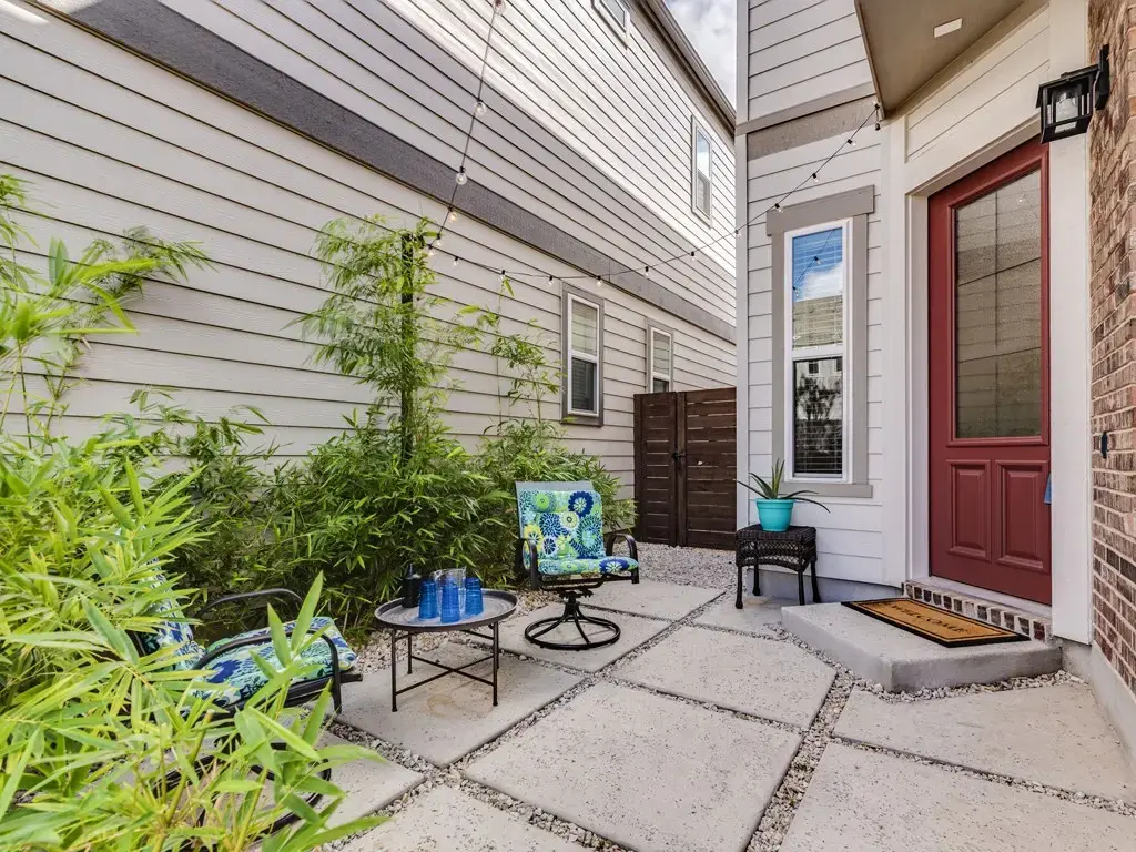 10202 Cienega Cove, Austin