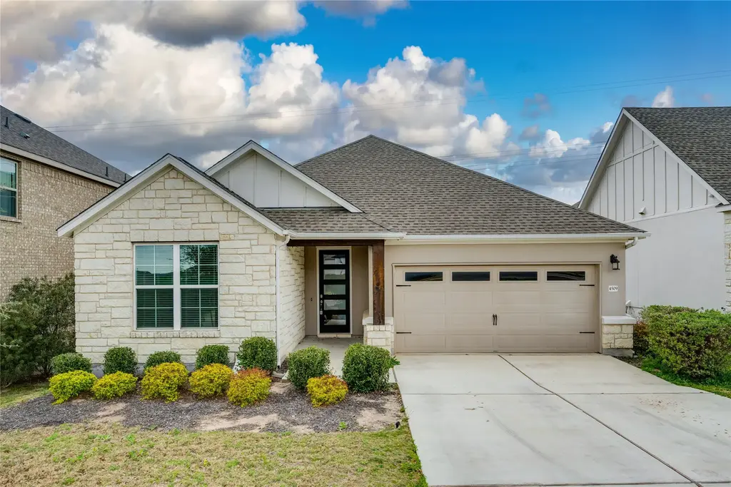 4509 Lucabella Lane, Leander