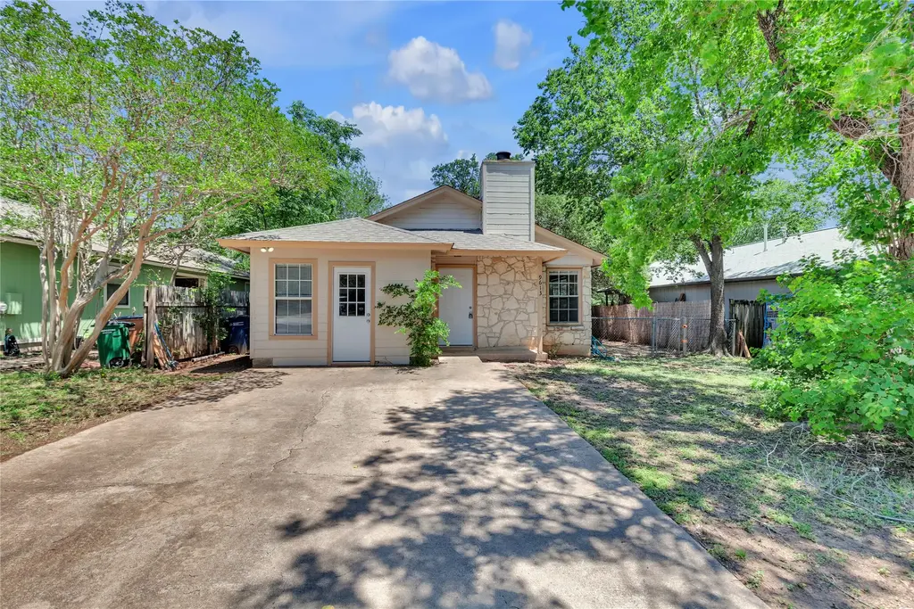 9613 Curlew Drive, Austin