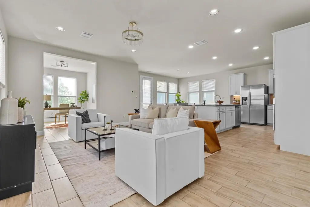 124 Oakstone Drive, Georgetown