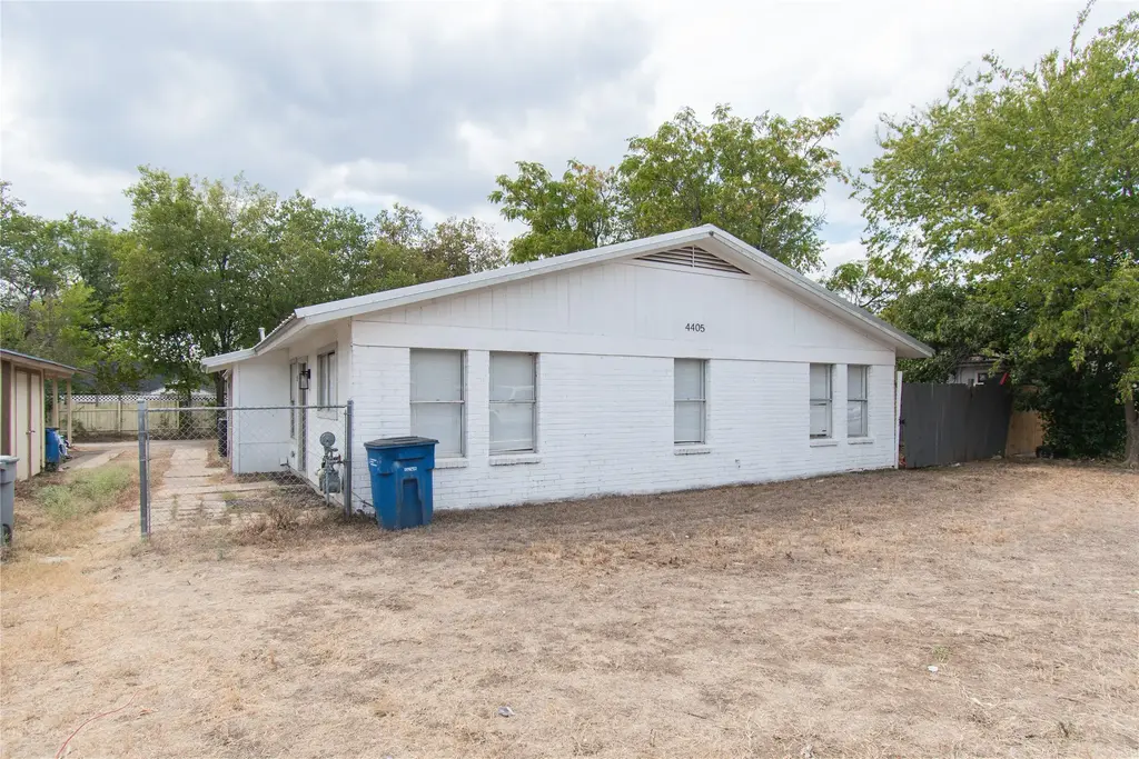 4405 Teri Road A, Austin
