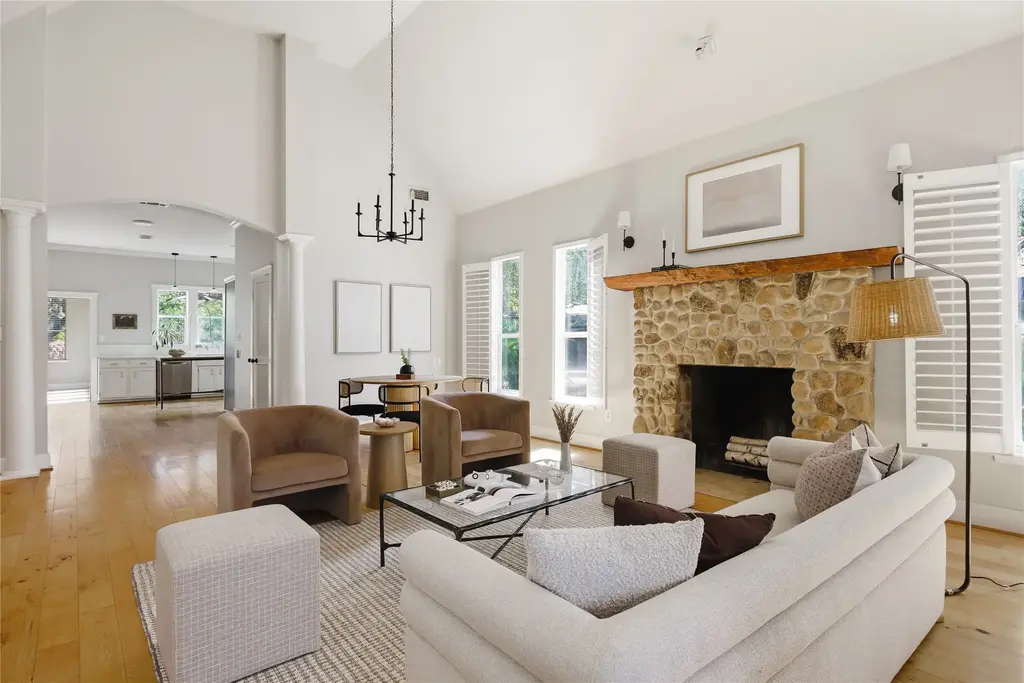 9008 Zyle Road, Austin