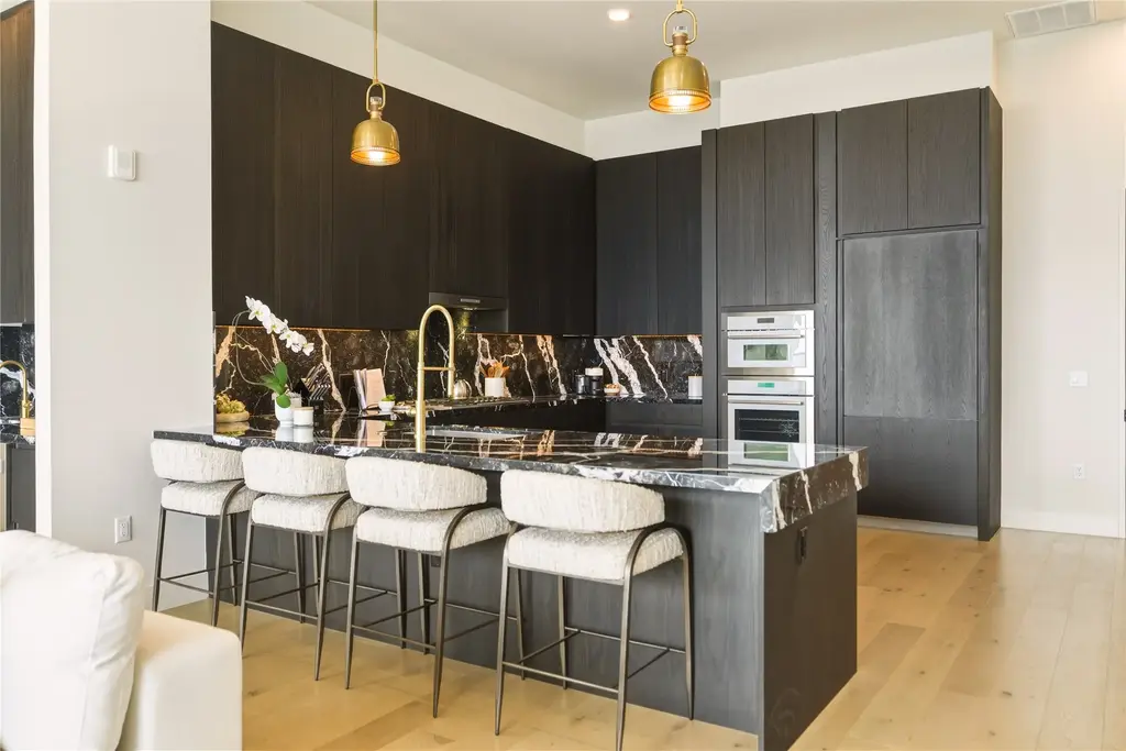600 Guadalupe Street 6504, Austin