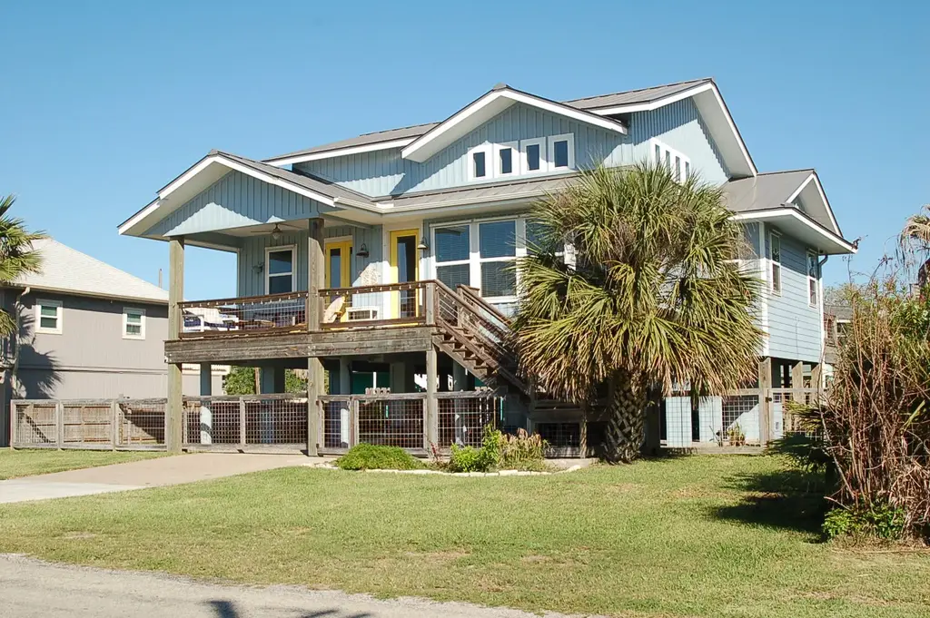 1 Jamaica Drive, Rockport
