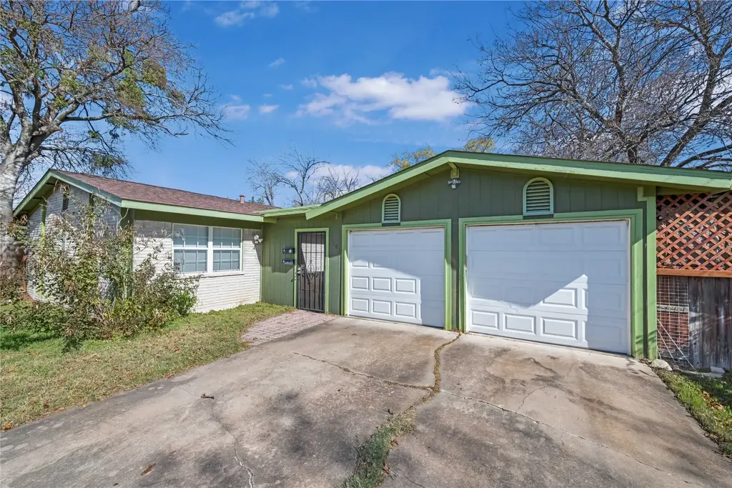5801 Wellington Drive A, Austin