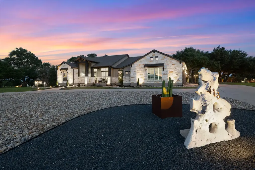 413 Umbrella Sky, Liberty Hill