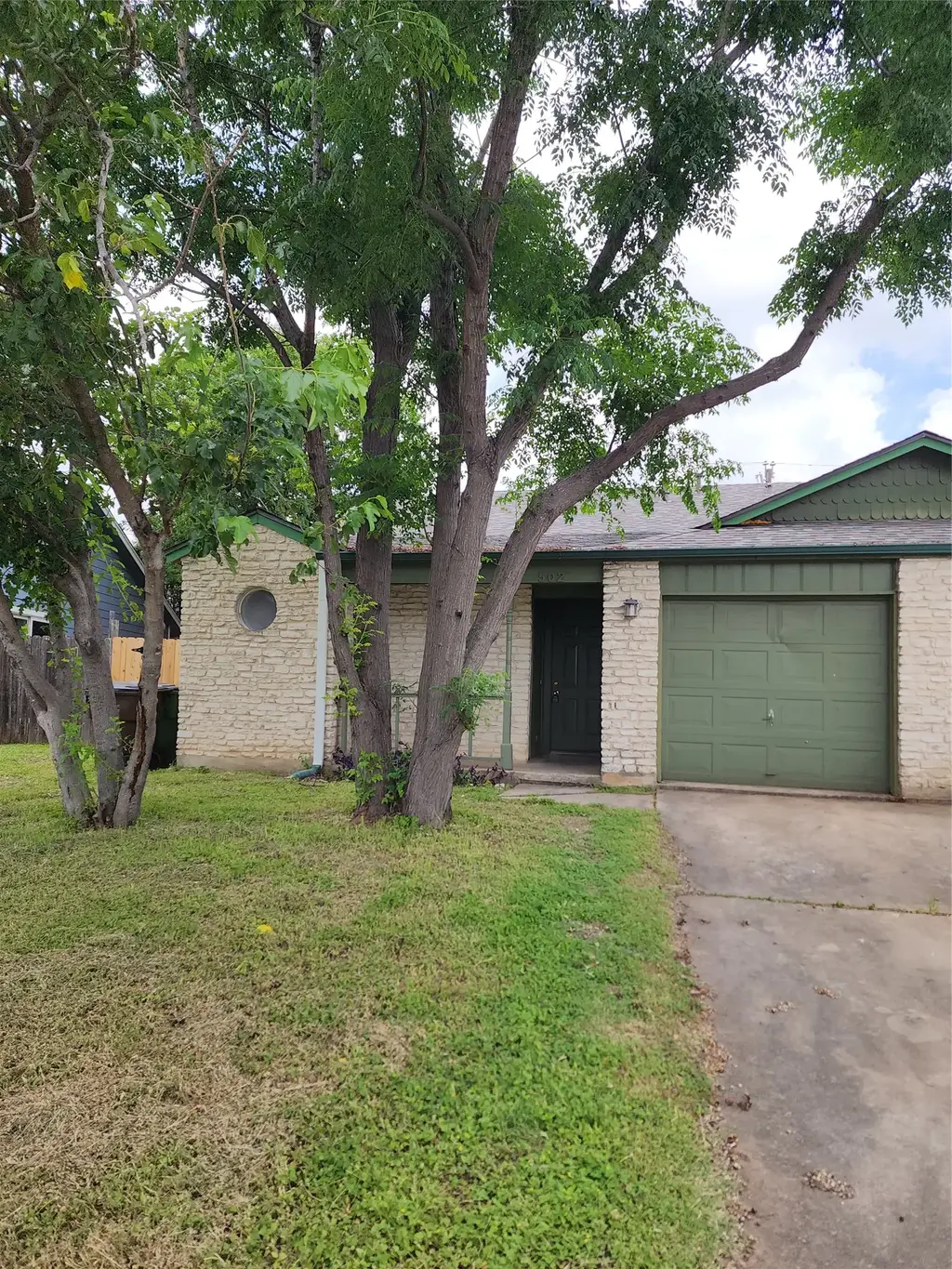 502 Burlwood Court, Round Rock