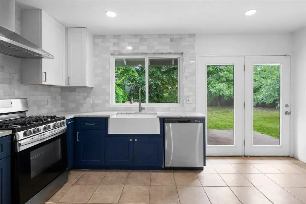 1401 Meadowmear Drive, Austin