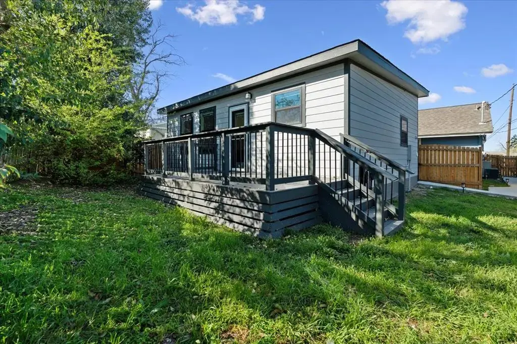 1411 Fairfield Drive 2, Austin