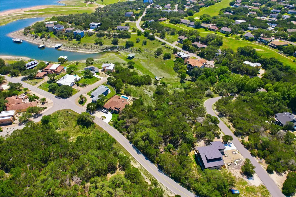 3008 Constitution Drive, Lago Vista