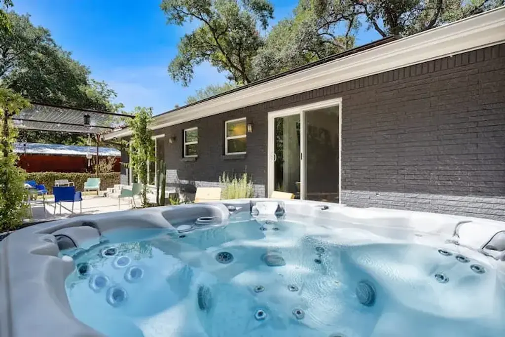 1804 Wildrose Drive, Austin