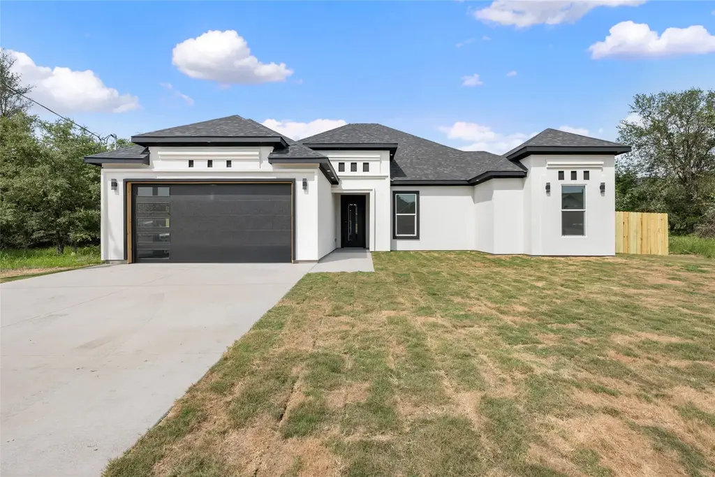 136 Waimanalo Lane, Bastrop