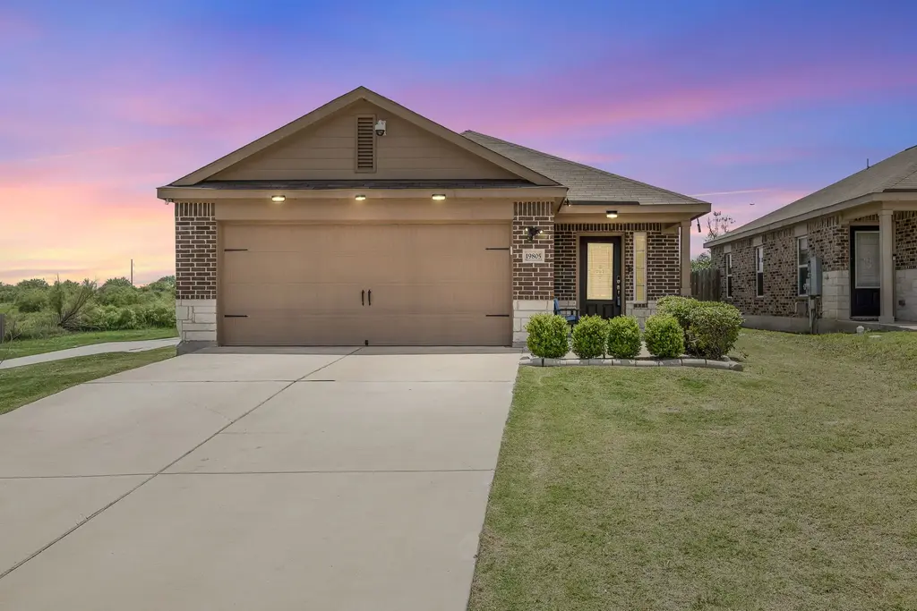 19805 Grover Cleveland Way, Manor