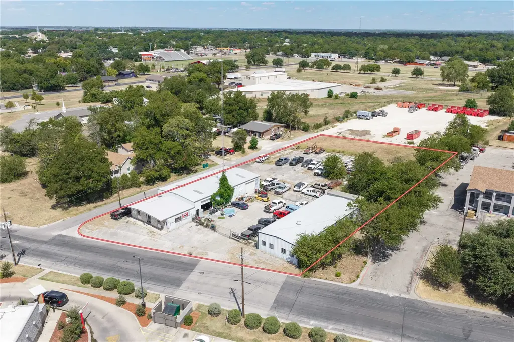 1000 E 2nd Avenue E, Belton
