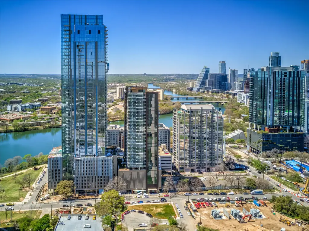 48 East Avenue 2611, Austin