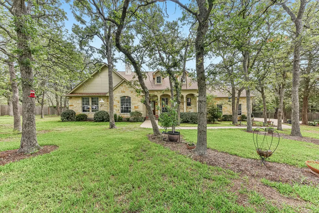 109 Elm Wood Drive, Elgin