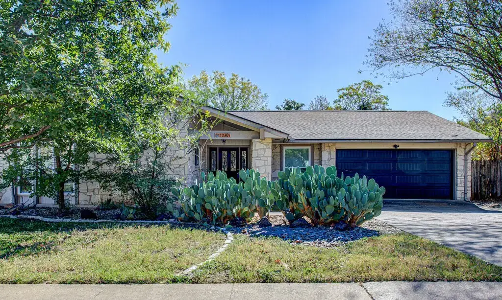 12307 Saber Trail, Austin