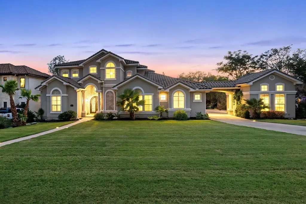 701 Hurst Creek Road, Lakeway