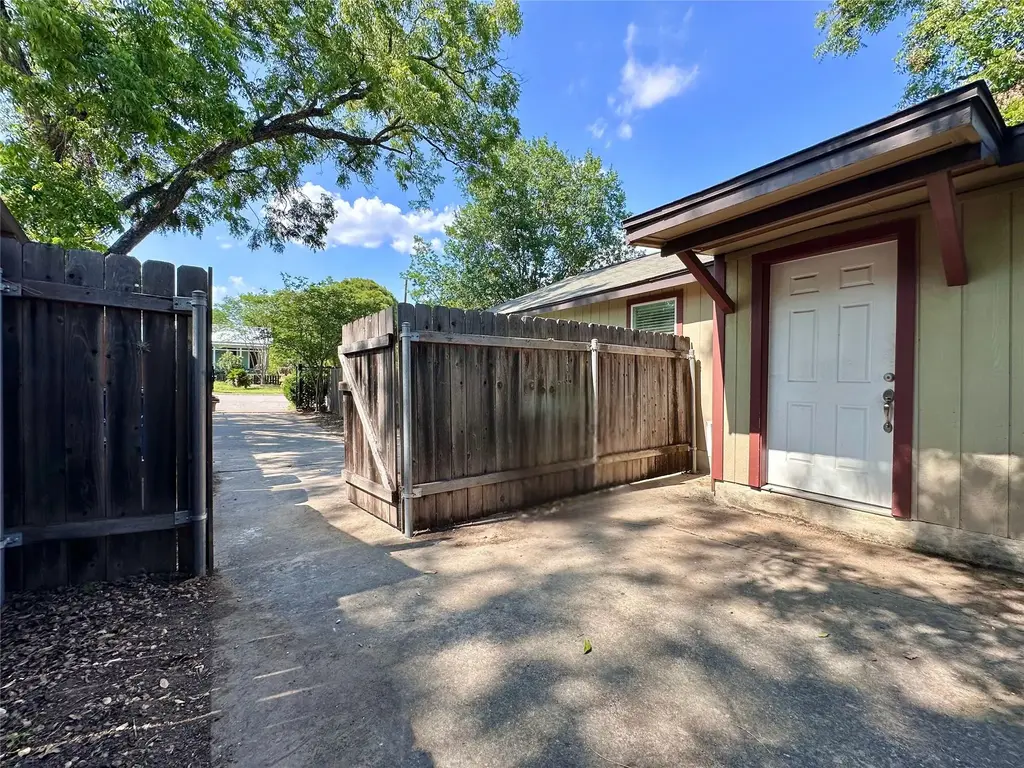 2103 E 16th Street Annex, Austin