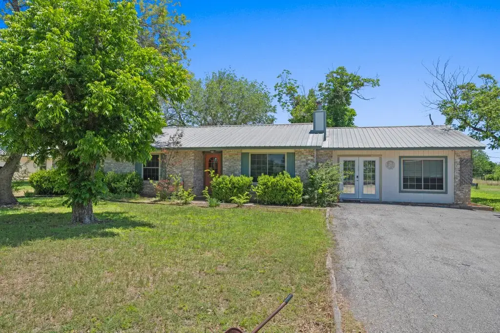 1961 Bolton Road, Marion
