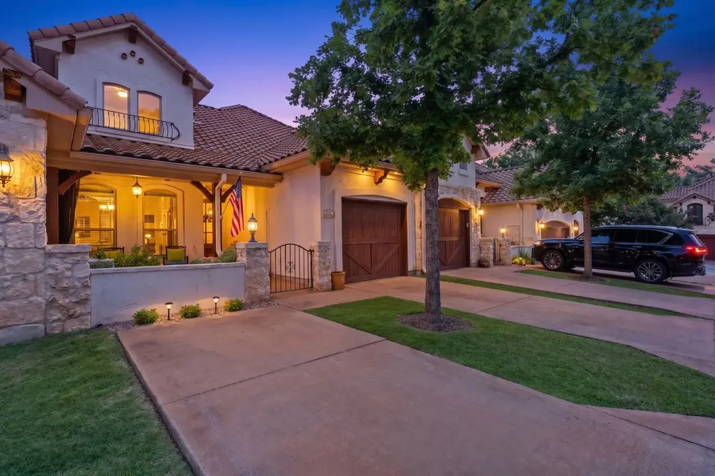 104 San Marino Way, Horseshoe Bay