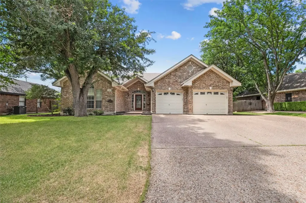1906 Meadow Ridge Drive, Taylor