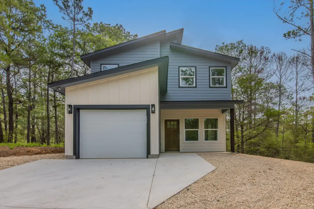 157 Wainee Drive, Bastrop